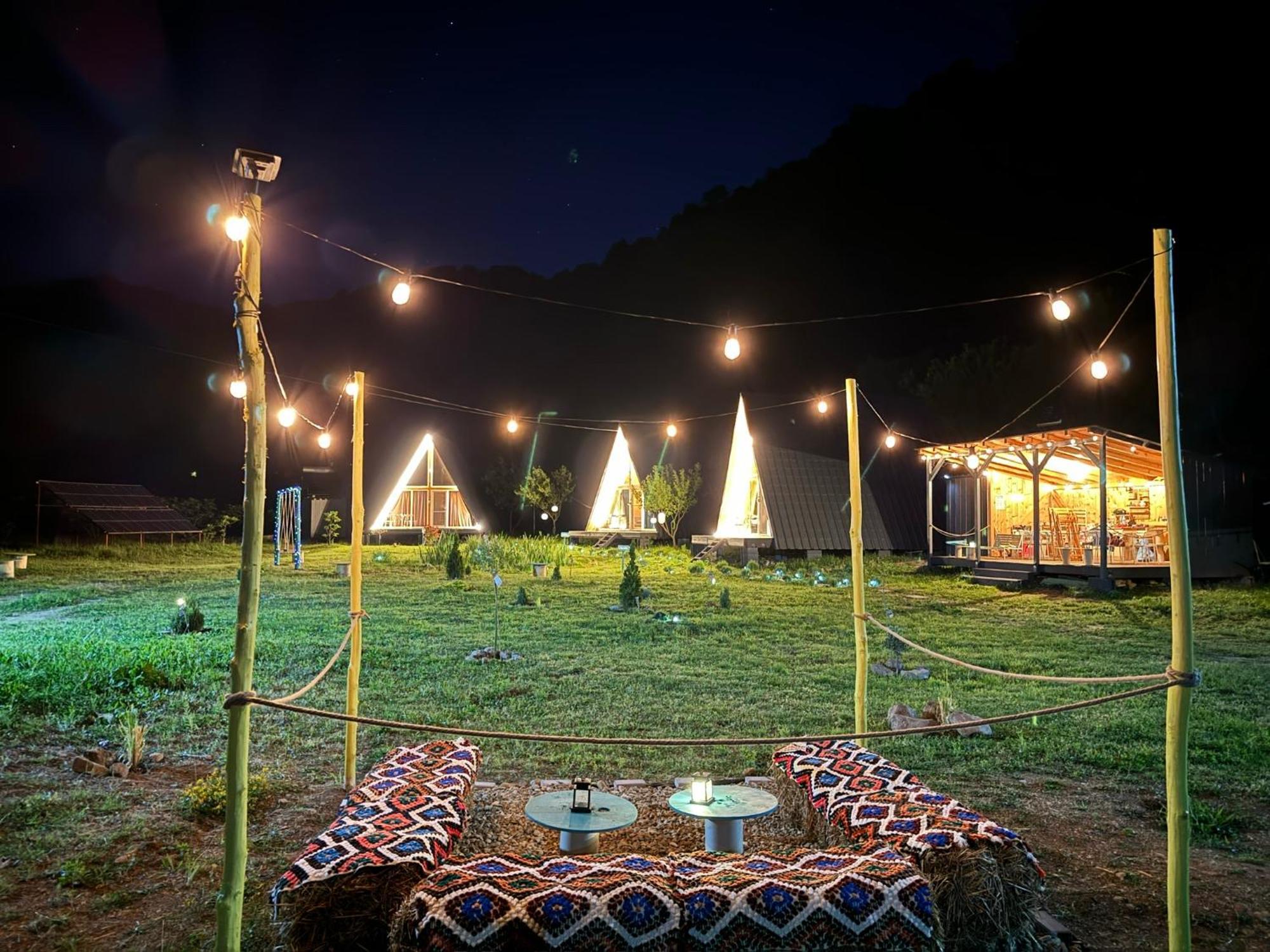 Cabane A-Frame Svinita Экстерьер фото